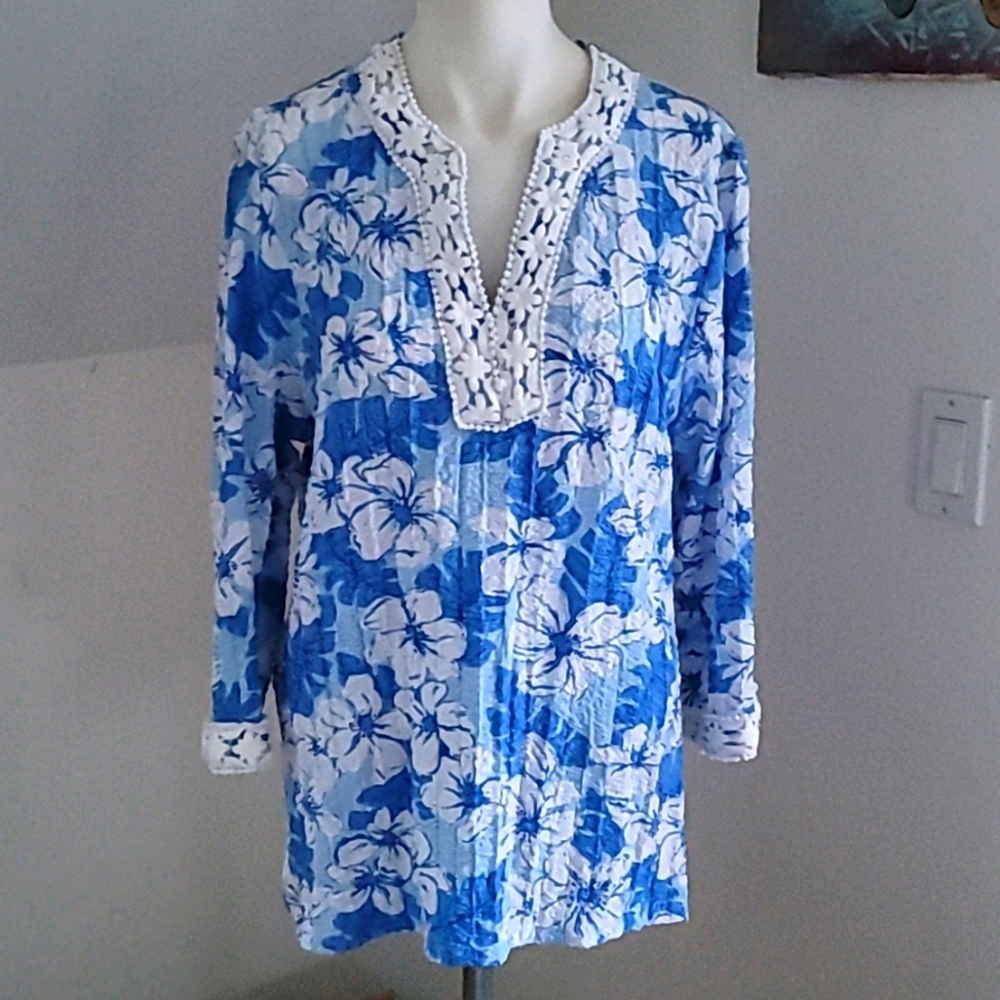 Cathy Daniels Women’s Rayon Blend Blue/White Floral Lace Tunic Top Blouse, Sz M